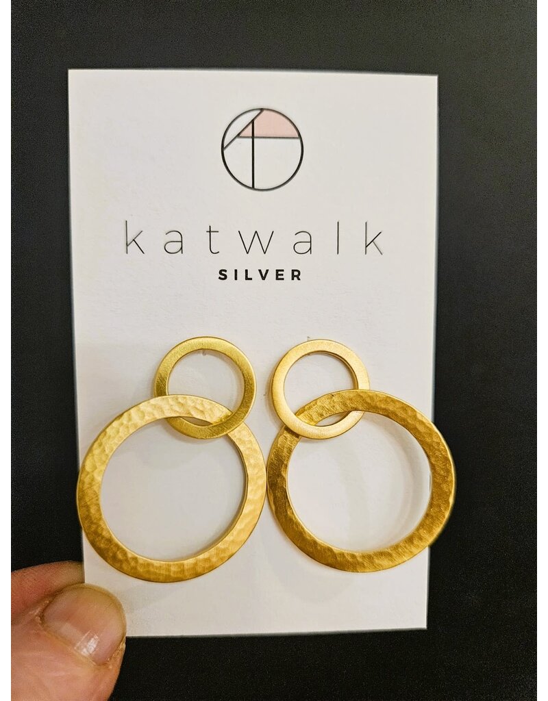 Katwalk Zilver Verguld zilver oorstekers - 2 bold ringen - 1 gehamerd