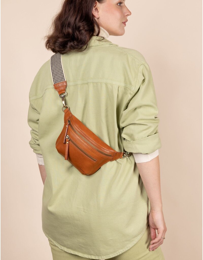 O MY BAG Beck's Bum Bag Cognac Stromboli Leather