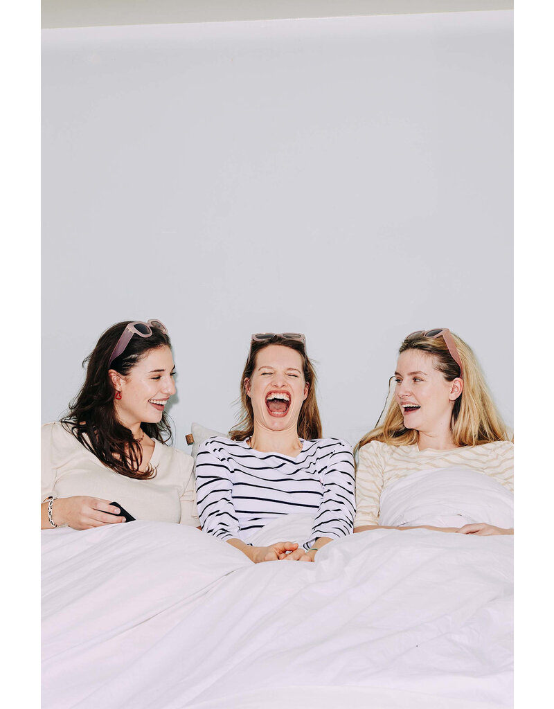 Zusss Zonnebril mat model lichtroze