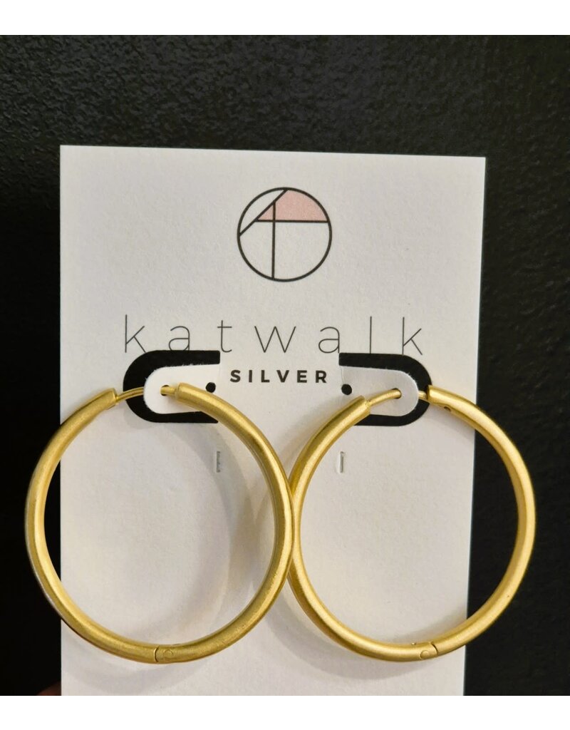 Katwalk Zilver Oorringen in verguld brass - ø 35mm