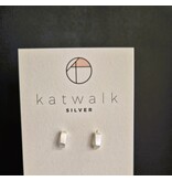 Katwalk Zilver Zilver oorstekers - half vierkant front