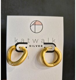 Katwalk Zilver Oorringen in verguld brass - vervormde ringen ø19mm