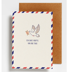 Hello August Wenskaart Hello August -'Een dikke knuffel van ons thuis'
