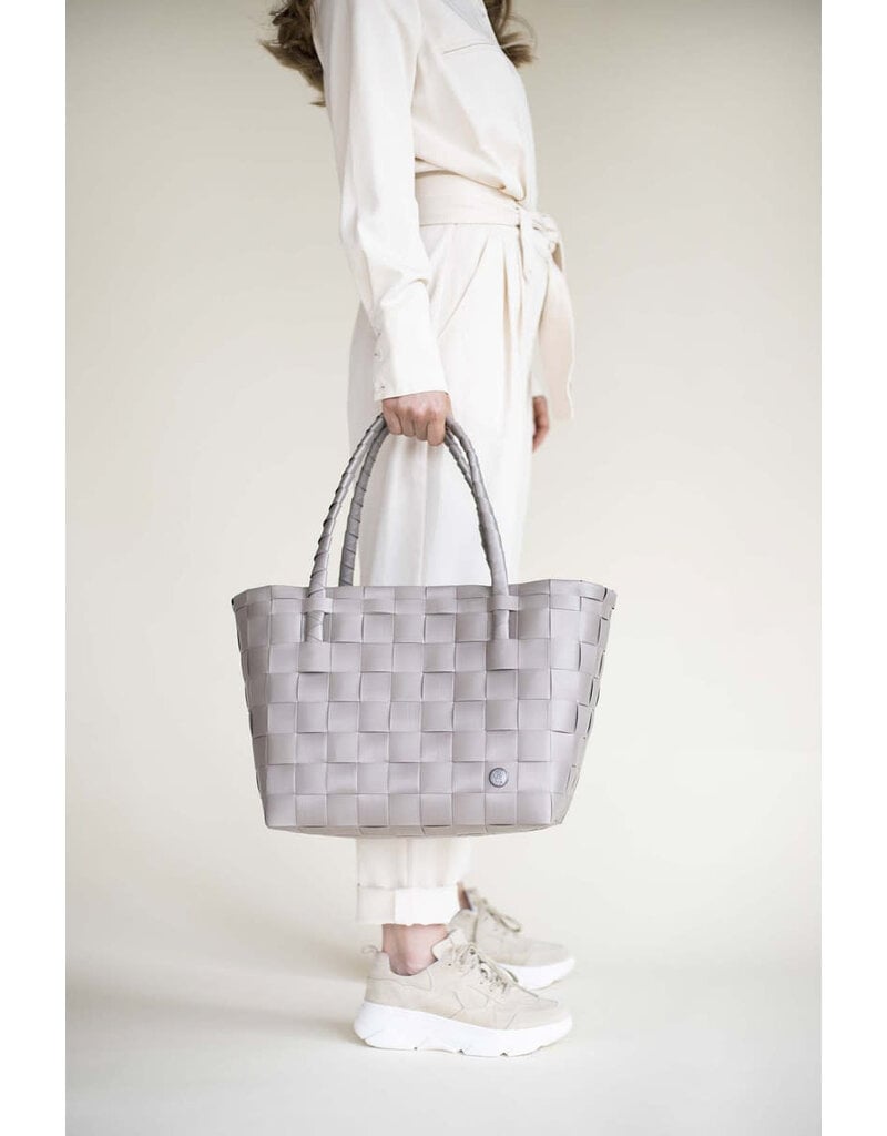 Handed by Paris Shopper - Liver