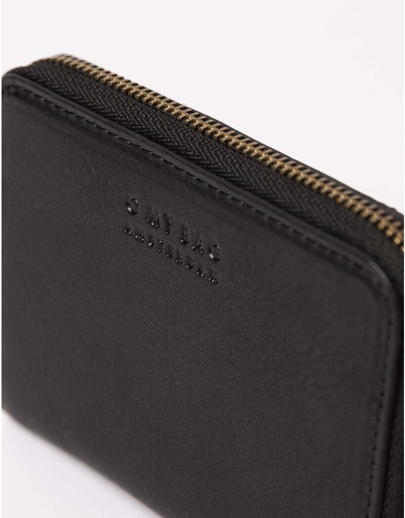 O MY BAG Robbie Wallet - Black soft grain Leather
