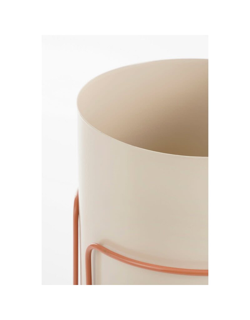 Mica Decorations Collins Bloempot op standaard - H33 x Ø22 cm - Metaal - Off-white -perzik