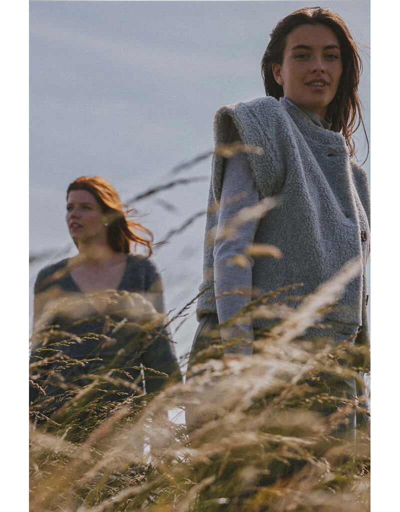 Zusss Teddy gilet kort - midddengrijs