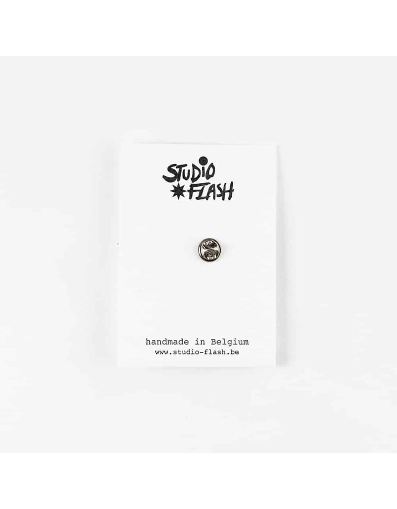 STUDIOFLASH Kaartje met pin 'Veel sterkte'