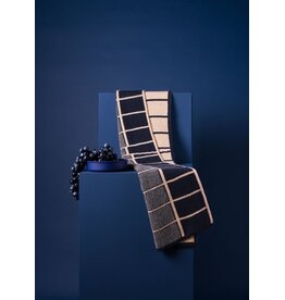 Wolvis Sjaal Myosotis 03 - Dark blue and apricot sherbert - 205 cm x 40 cm