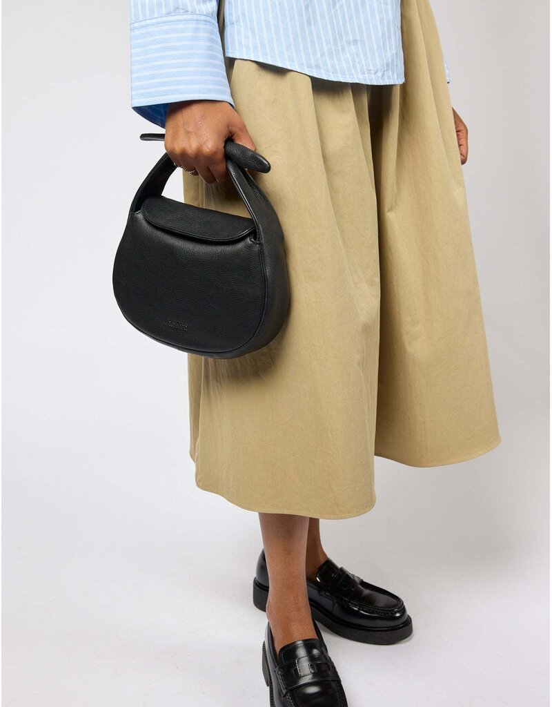 O MY BAG Coco Croissant - Black Soft Grain Leather