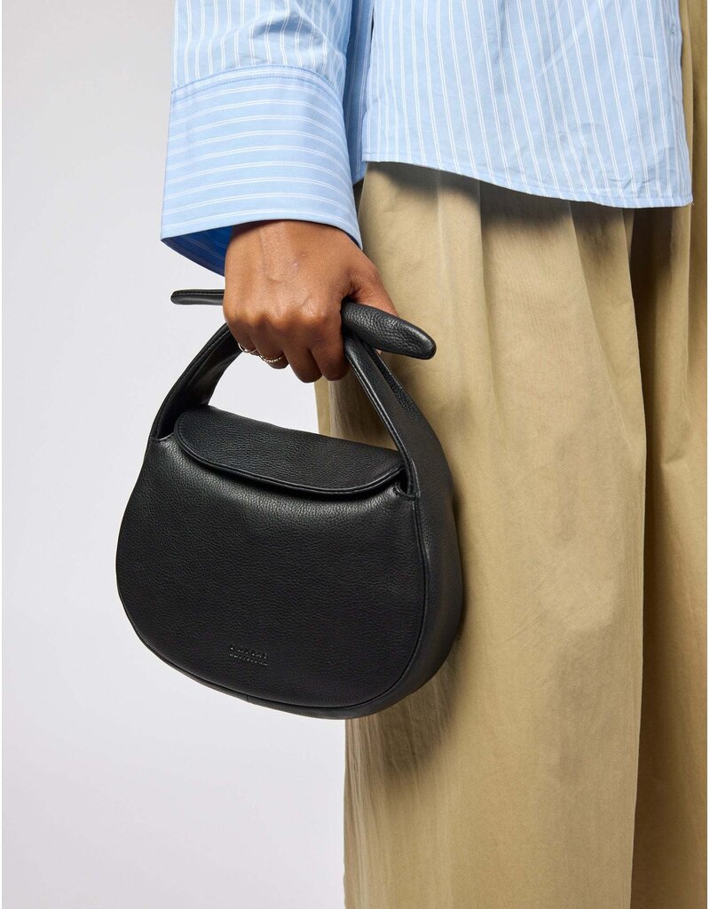 O MY BAG Coco Croissant - Black Soft Grain Leather