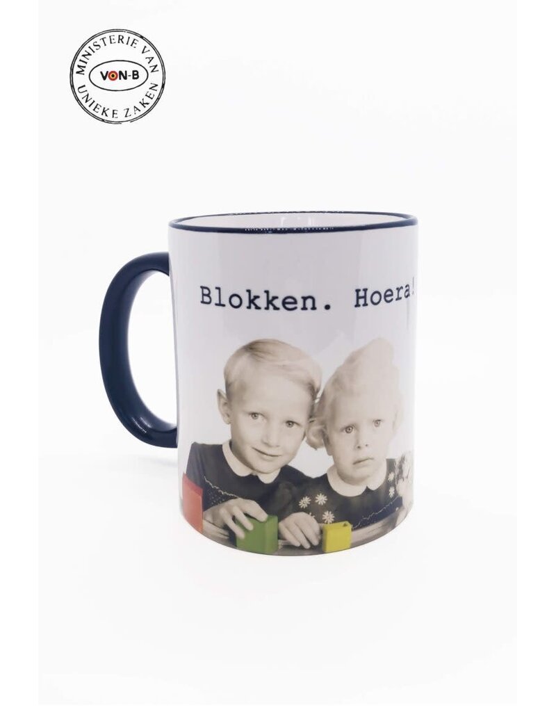 Ministerie van Unieke Zaken Mok 'Blokken. Hoera'