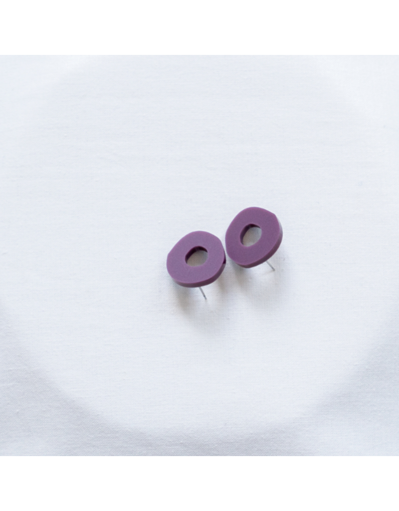 Studio Nok Nok Oorstekers Studio Nok Nok - Stud 01. Aubergine