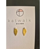 Katwalk Zilver Verguld zilver oorstekers - blaadje met mini parel