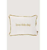 Zusss Kussen 'Love this day' 25x35cm