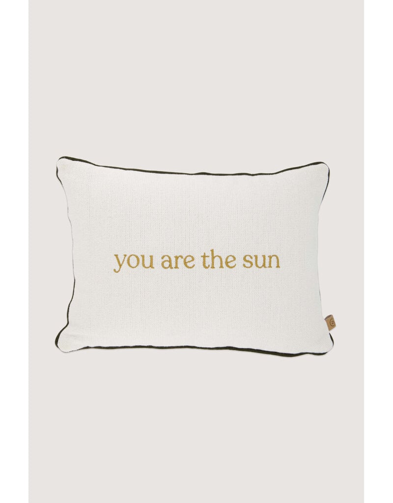 Zusss Kussen 'You are the sun' 25x35cm