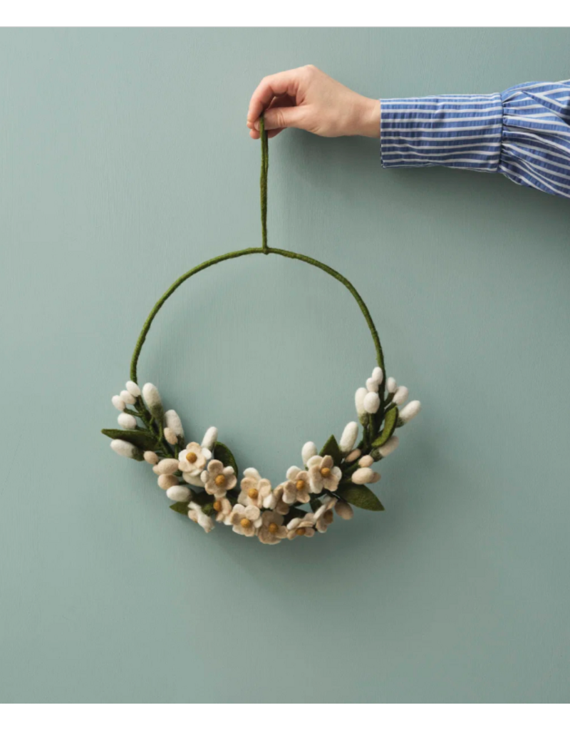 Gry & Sif Krans met Wisteria - wit