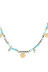 Gouden ketting met turquoise kraaltjes