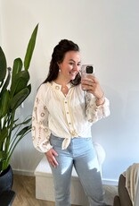 Witte blouse bloemen broderie