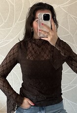 Kanten top Kaya - bruin