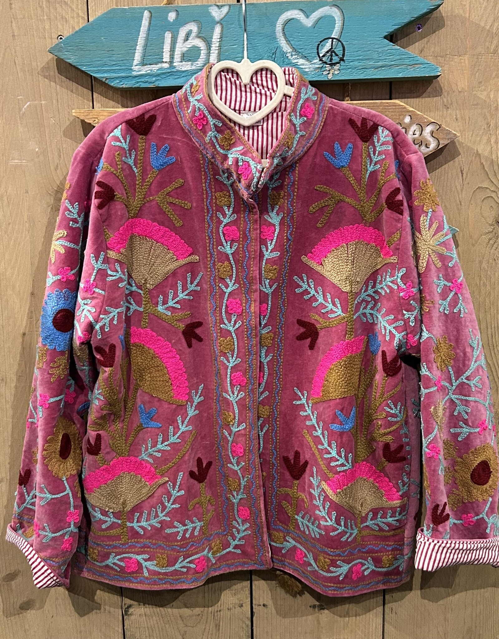 Suzani velvet jasje – roze bloemen