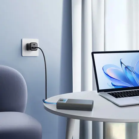 MARSTEK | Powerbank | PowerGo | inc. laadkabel | 10.000mAh MARSTEK | Powerbank | PowerGo | inc. laadkabel | 10.000mAh