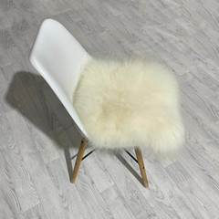 Sheepskin chair cushion white Icelandic square 40x40cm