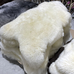 Sheepskin white 115-120 - 65-75