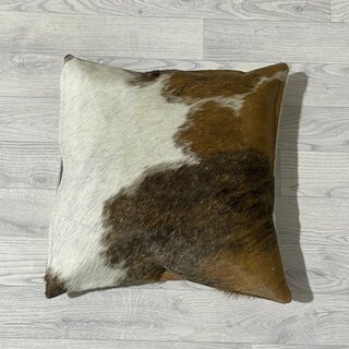 Koeienhuid kussen bruin zwart wit Normandiër 50x50cm