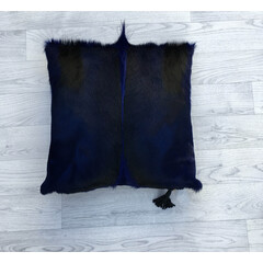 Springbok kussen blauw geverfd 45x45cm