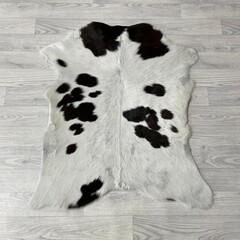 Calfskin brown white 90x80cm