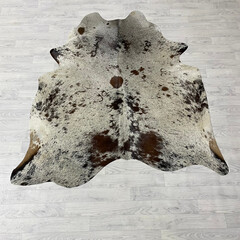 Cowhide brown white 185x170cm S