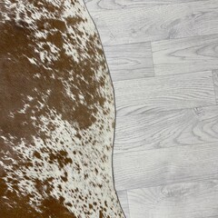 Cowhide brown white black 185x165cm S