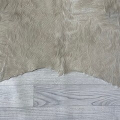 Cowhide off-white 170x170cm S