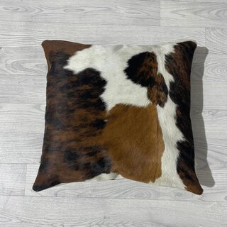 Koeienhuid kussen bruin zwart wit Normandiër 50x50cm
