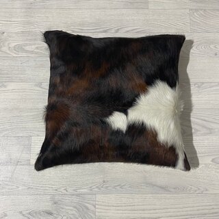 Koeienhuid kussen bruin zwart wit Normandiër 50x50cm