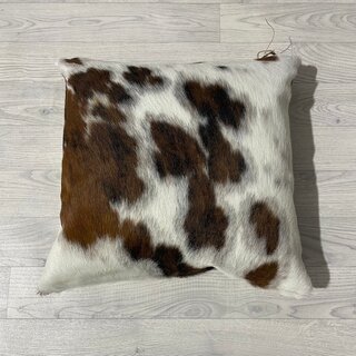 Koeienhuid kussen bruin zwart wit Normandiër 50x50cm