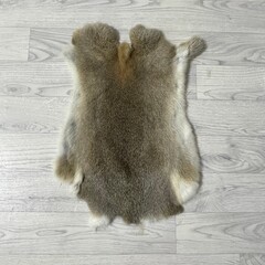 Konijnenvachten bruin grijs wit L45-50 x B30-40cm
