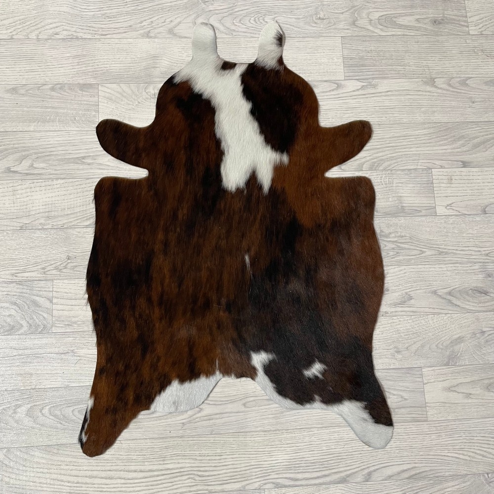 Lederstore Kleine koeienhuid bruin wit zwart (Normandiër) 90x60cm