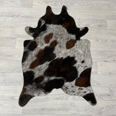 Kleine koeienhuid bruin wit zwart (Normandiër) 90x60cm