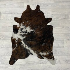 Kleine koeienhuid bruin wit zwart (Normandiër) 90x60cm