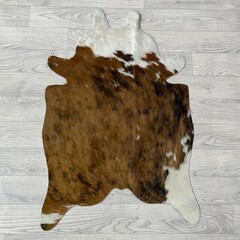 Kleine koeienhuid bruin wit zwart (Normandiër) 90x60cm