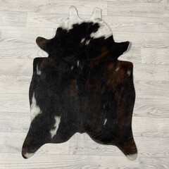 Kleine koeienhuid bruin wit zwart (Normandiër) 90x60cm