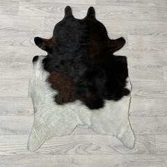 Kleine koeienhuid bruin wit zwart (Normandiër) 90x60cm