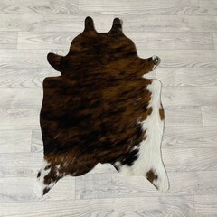 Kleine koeienhuid bruin wit zwart (Normandiër) 90x60cm