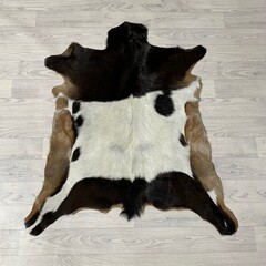 Geitenhuid bruin zwart wit 100x90cm