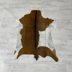 Geitenhuid bruin zwart wit 90x70cm