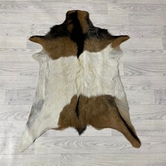 Geitenhuid bruin zwart wit 90x75cm