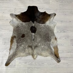 Geitenhuid bruin zwart wit 80x70cm