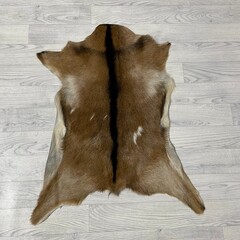 Geitenhuid bruin zwart wit 75x65cm